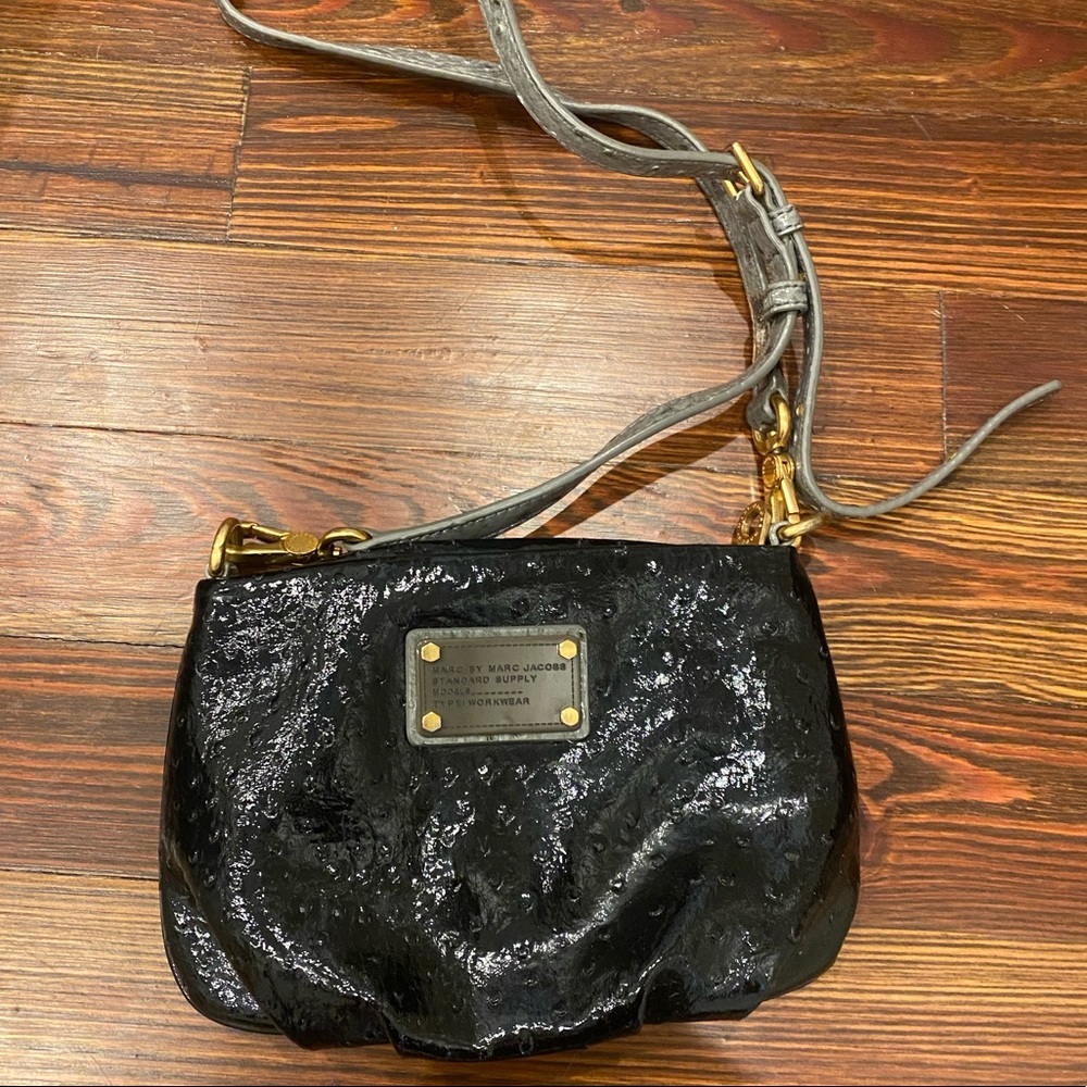 Marc Jacobs patent ostrich leather purse